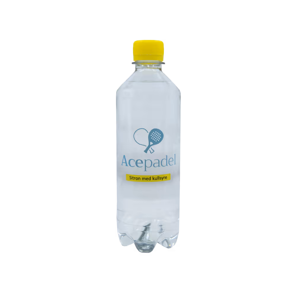 Profilert Pure Arctic vannflaske på 500 ml med Acepadel sin gule etikett, sitronsmak og gul kork